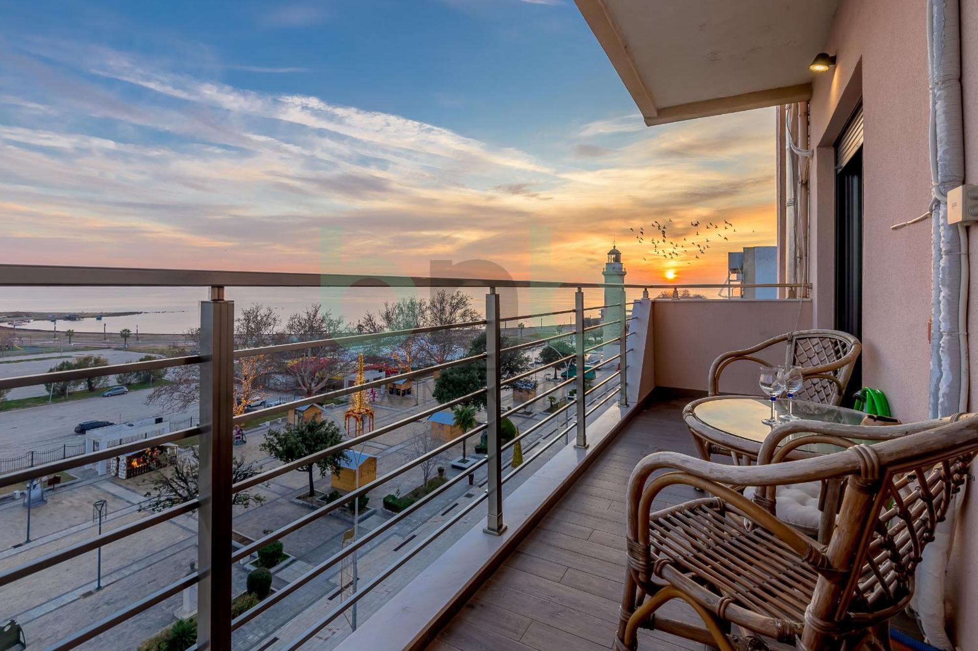 Sea View Luxury Apartment 亚历山德鲁波利斯 外观 照片